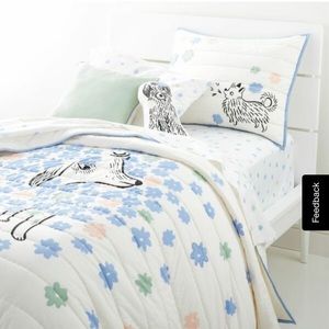 Crate&Kids floral puppy quilt (twin)